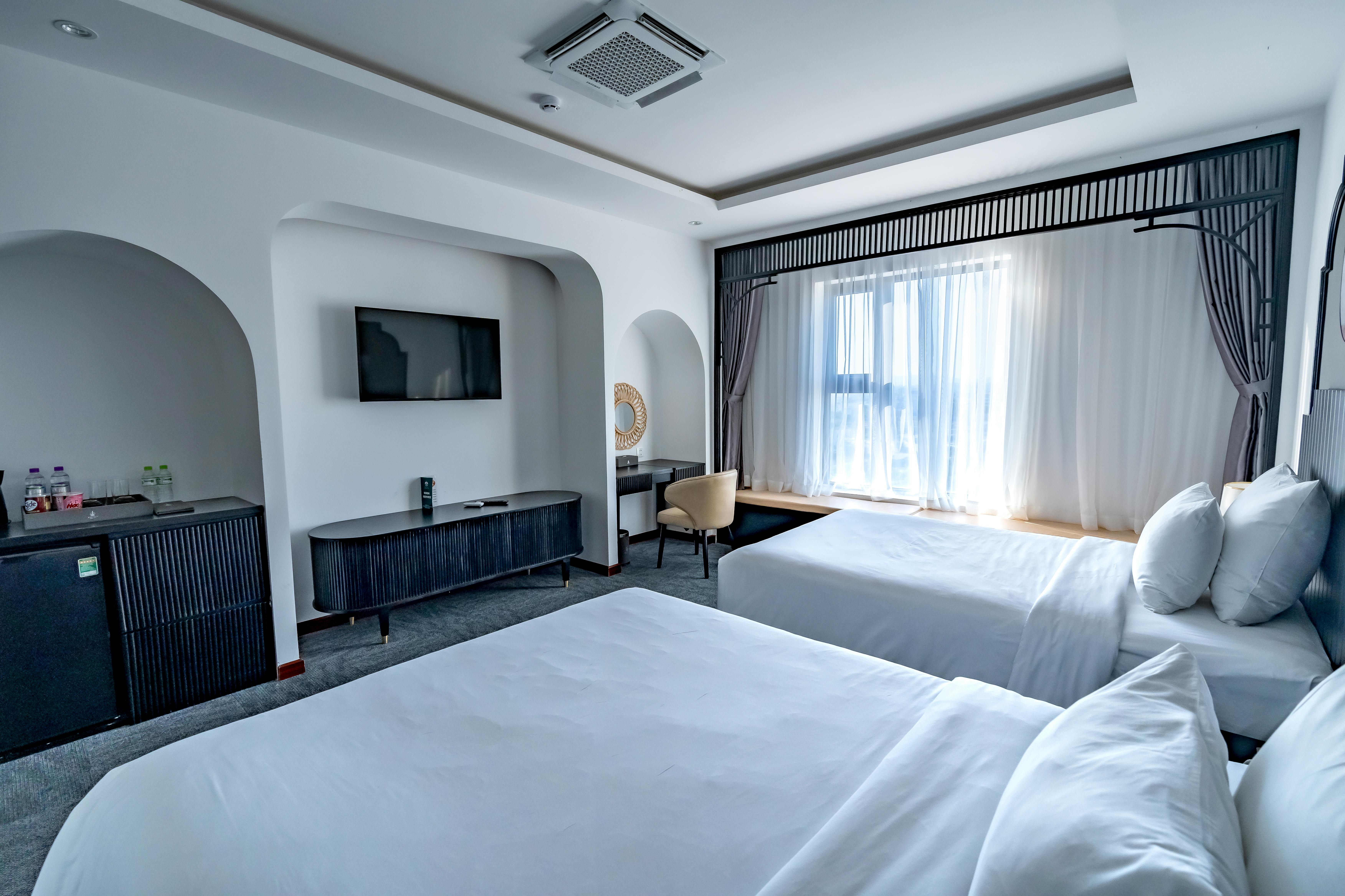 Travel Hostels